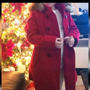 Coat for kids with removable fox fur strap